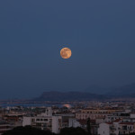 Full RedMoon_over_Palermo_02-06-2015